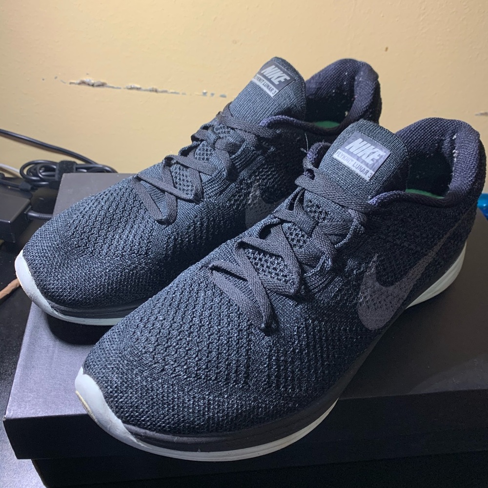 Nike Flyknit Lunar 3